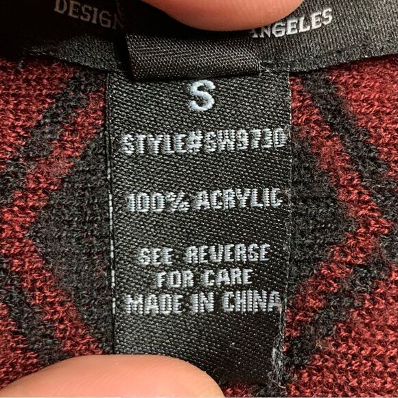 Active Designed in Los Angeles Geometric Knit Fringe Open Front Cardigan - Picture 12 of 14